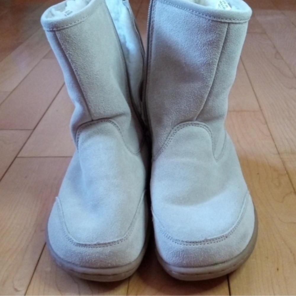Cream Beige Suede Sherpa Zip Boots